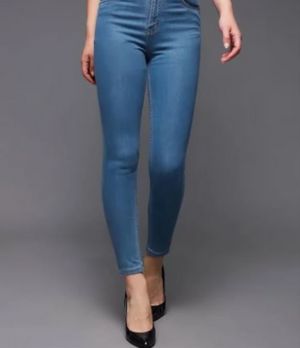 Women’s High-Waisted Skinny Jeans | Stylish Stretch Fit